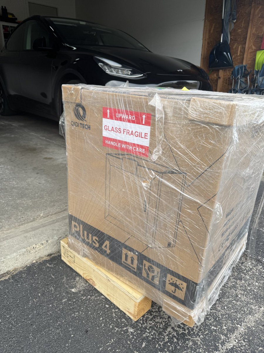 Uncle Jessy tweet media