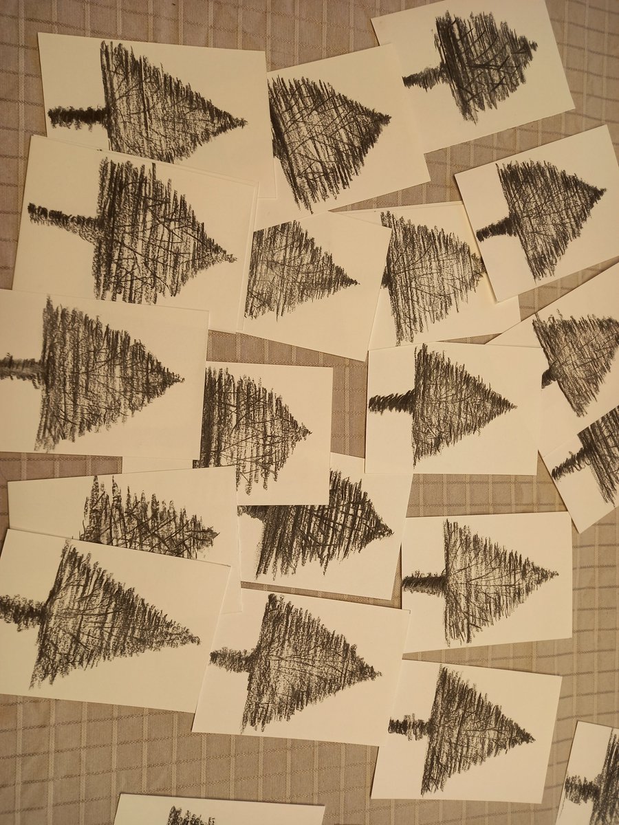 MichelCamerotto's tweet photo. @GraniteElements Making Christmascards for family and friends for #mycreativeweek
One christmastree grew out to become an oak 😉
Charcoal on paper. https://t.co/ypqil8kBAX