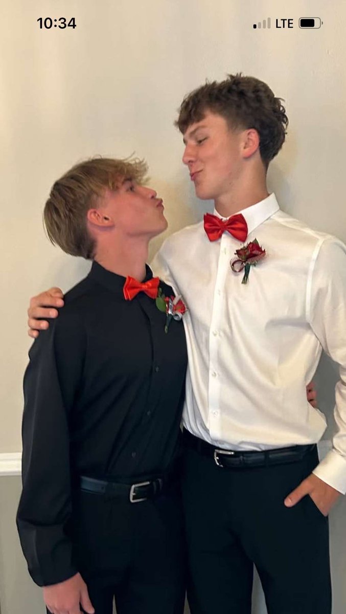 nvm the whole team fags 😭 ft. zesty zane and his bf