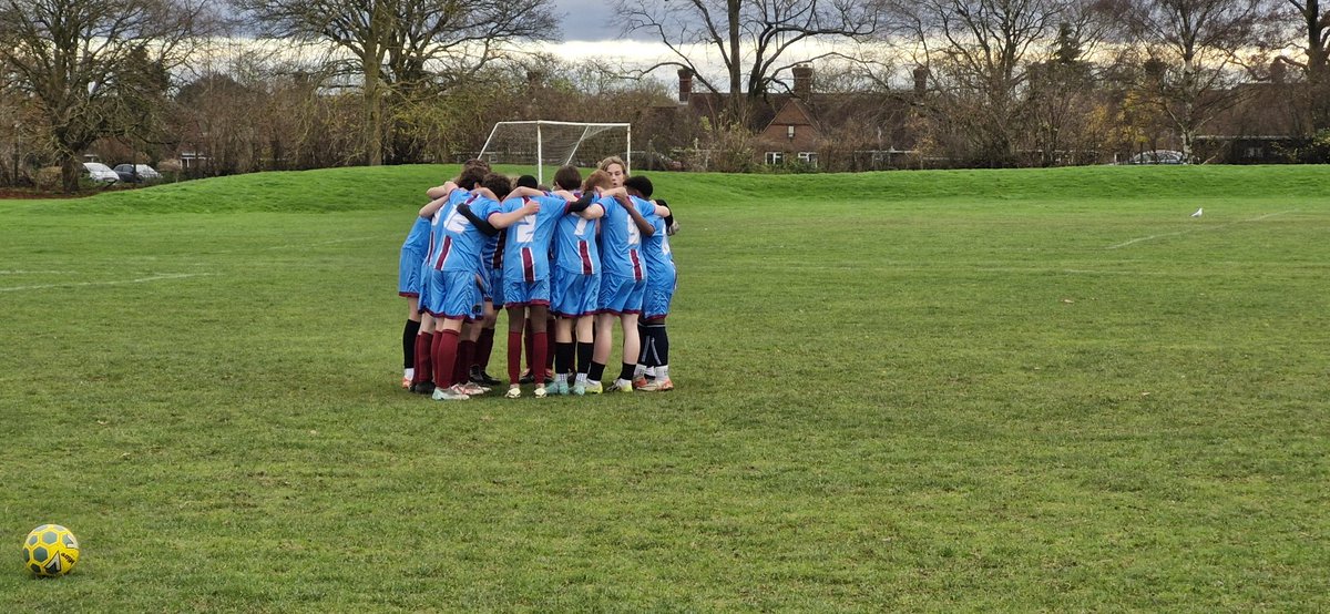 Great effort from our U14 FB boys in their first game for the school but fell just short in a 2-1 defeat to a strong and physical @LincroftSport side.