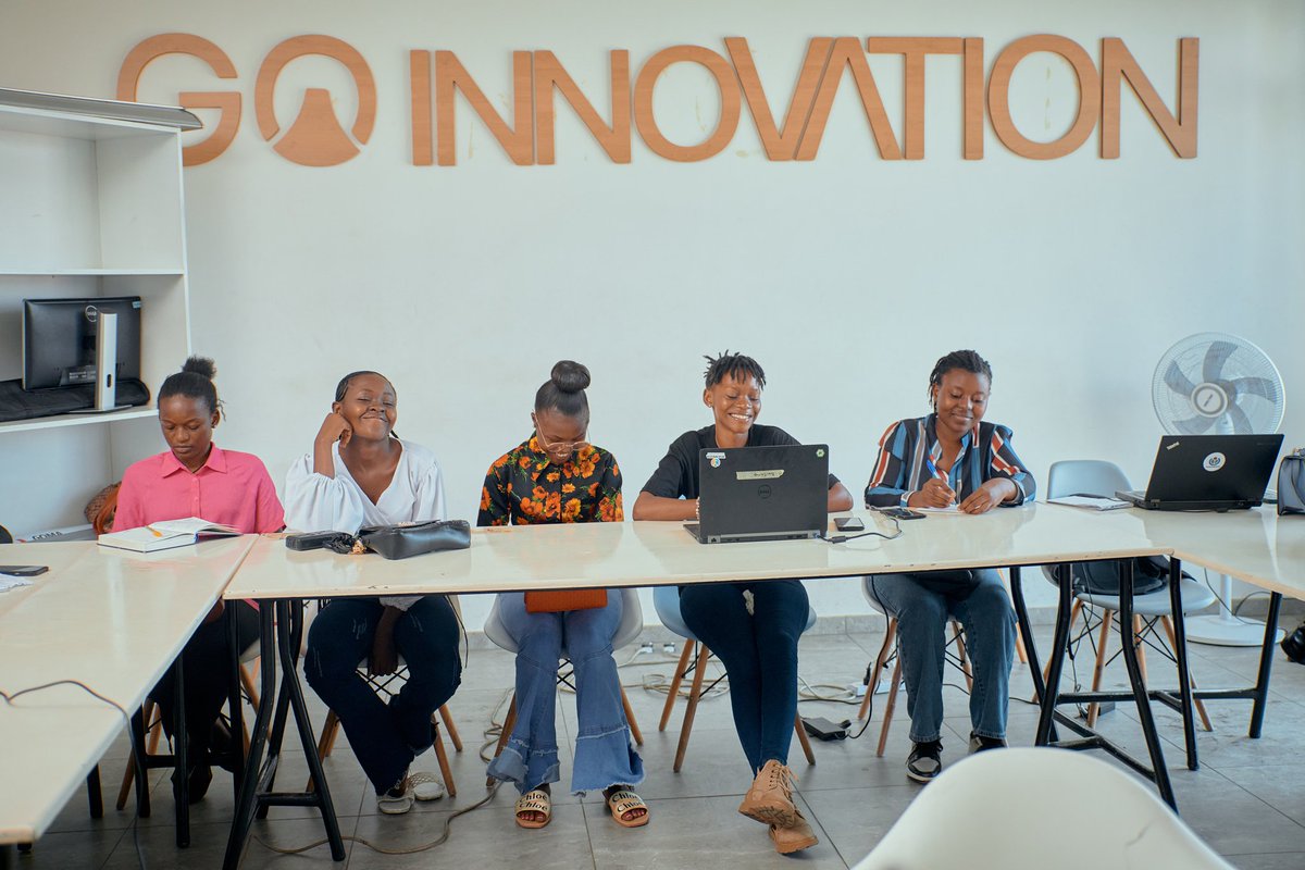 JossyKazitatu's tweet image. Dans le cadre d&apos;implémentation de la 2e phase du @msigreatlakes, @wikimediaRDC a oganisee 2jours d&apos;atelier de formation avancée sur @wikidata et SPARQL à Goma @go_innovation

 Nous avions appris à contribuer sur Wikidata et à créer les requêtes #SPARQL pour interroger Wikidata
