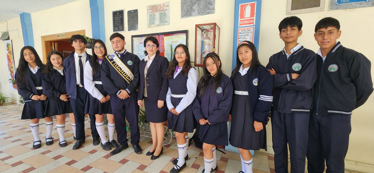 colbeatrizcueva's tweet photo. Hoy tomo posesión el nuevo Consejo Estudiantil 2024 - 2025

Presidente: Andrés Hurtado 
Vicepresidenta: Camila Hurtado 
Secretaria: Sara Poma 
Tesorero: Alex Mendoza

Nuestro compromiso permanente con la juventud y su participación activa

#SomosBeatriz #70bca #ConsejoEstudiantil https://t.co/Trv0VUINUt