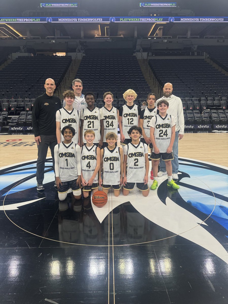 Matt Bare (@mattbare23) on Twitter photo First youth game of the day was a fun one between these 7th graders from Hopkins and OMGBA.
<a href="/OMGBAHoops/">OMG Basketball</a> First youth game of the day was a fun one between these 7th graders from Hopkins and OMGBA.
<a href="/OMGBAHoops/">OMG Basketball</a>