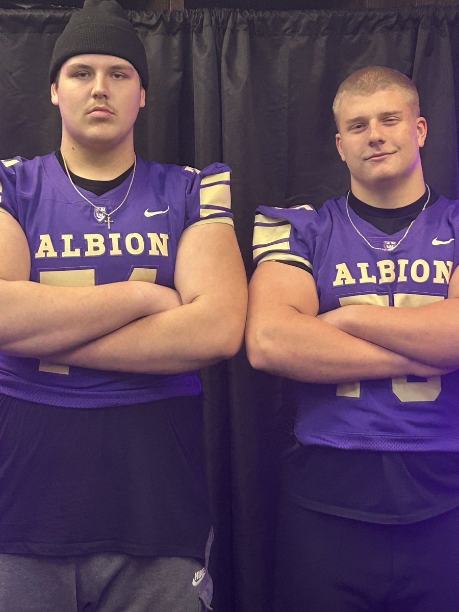 BrendenV2007's tweet photo. Had an amazing visit to @AlbionFootball today, thank you to @Rundle_Albion @CoachWasil4 and @CoachAvaloy for the great visit and hospitality #poundpurplepound💜 https://t.co/ZHlh7UuLbs