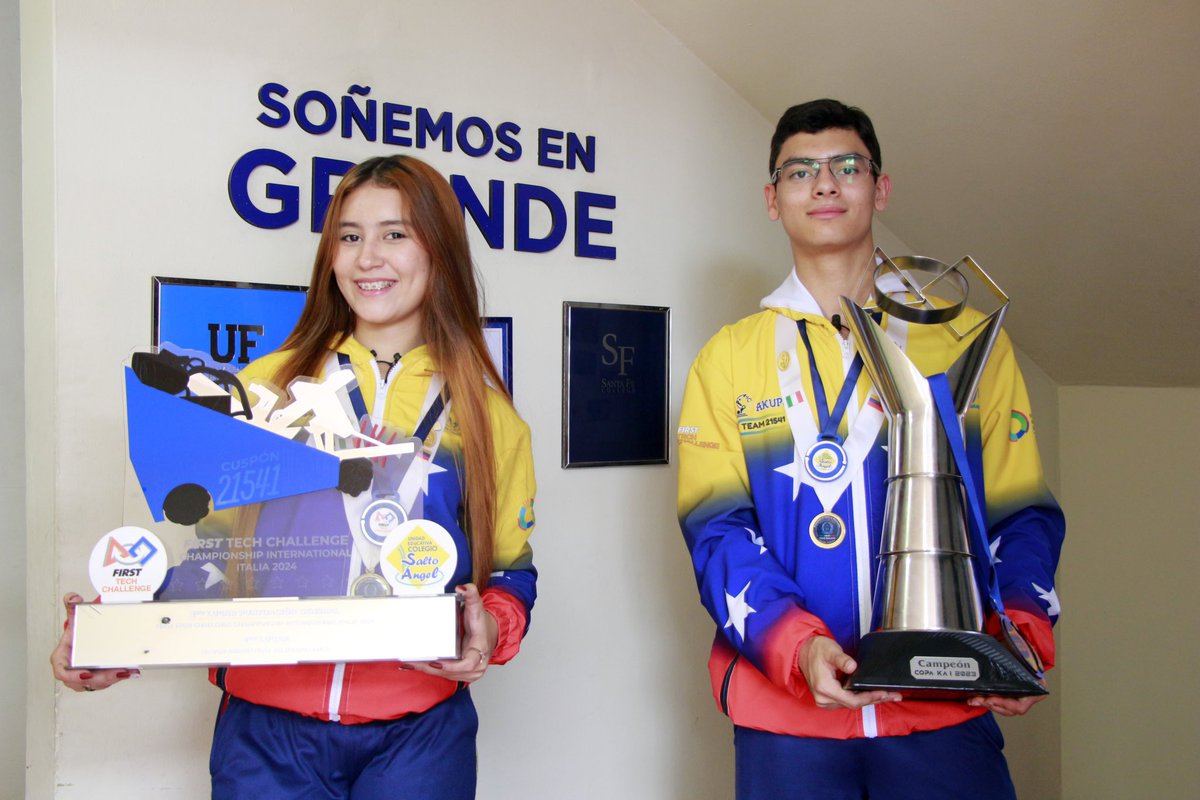 Codhez's tweet image. En la ciudad de los apagones eléctricos y los relámpagos eternos, otras luces brillan incesantemente: las del movimiento de la juventud en favor de sus derechos y del ingenio tecnológico.

📲 codhez.org/jovenes-que-tr…

#RostrosDeLaEsperanza