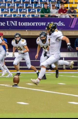 BlackhawksFB's tweet photo. Academic all district-Jack Diedeker https://t.co/HtscnZQnI0