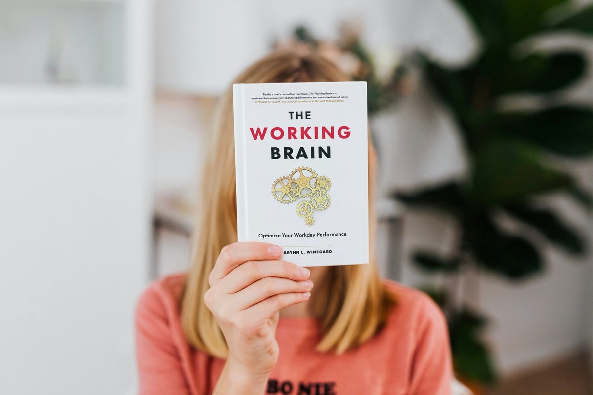 DrBrynnWinegard's tweet image. 🎉 Exciting news! My new book, The Working Brain, launches TOMORROW! 🧠✨
Learn how to boost productivity & performance by working with your brain's natural rhythms using my MERIT Framework. 🙌
📖 Buy: drbrynn.com/book
#TheWorkingBrain #MentalWellness #BrainOptimization