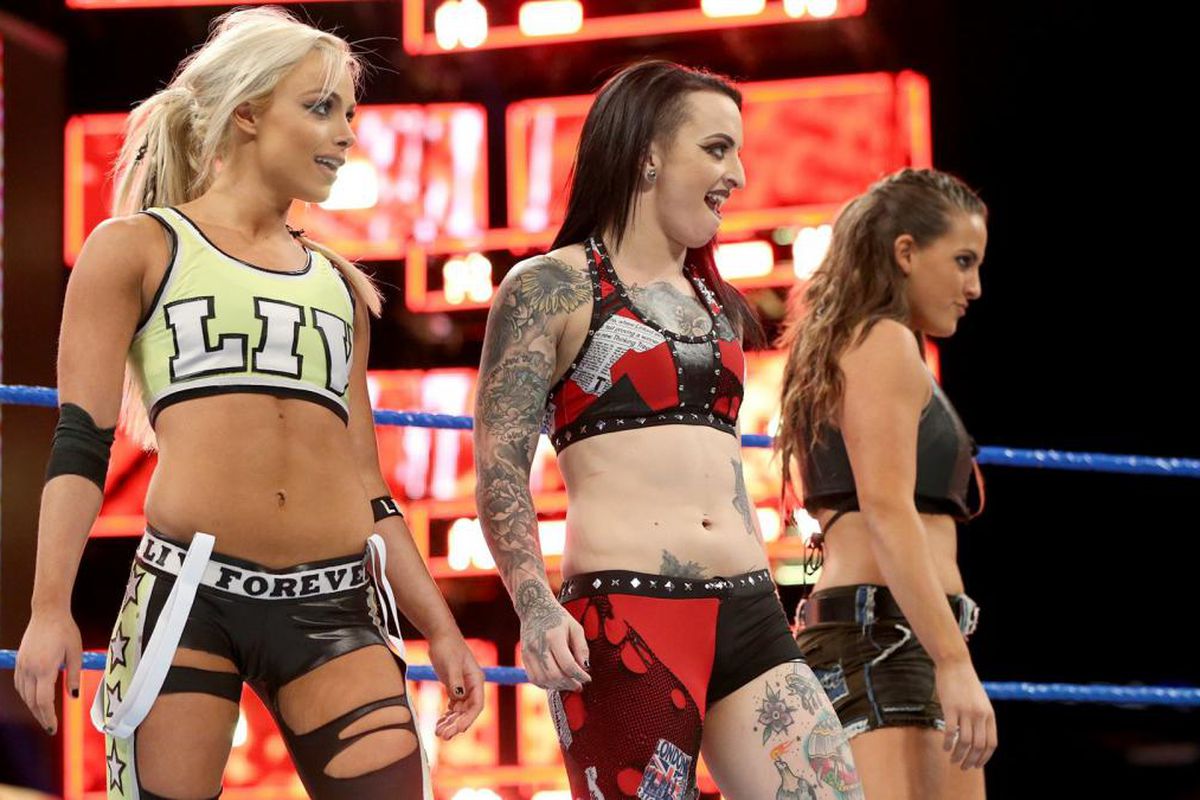 Zona_Wrestling's tweet photo. Liv Morgan: “Riott Squad? Non mi entusiasmava l’idea, ma con Ruby e Sarah ci siamo subito trovate” https://t.co/QVsv62rt23
#LivMorgan #rubyriott #SarahLogan #TheRiottSquad #WWE https://t.co/XSdU0zQacc