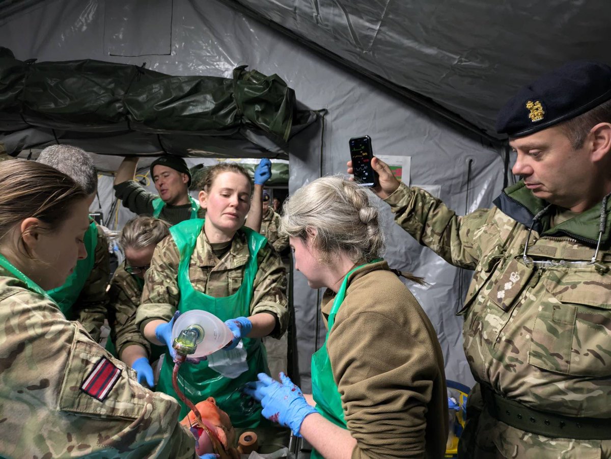Lt Col Meyer and WO2 Warren were on exercise with 202MMR last week.  Simulated trauma patients were managed by prehospital care teams and then transferred to the Role2 (a small field hospital) before being evacuated.  
Challenging and reliant on excellent teamwork.