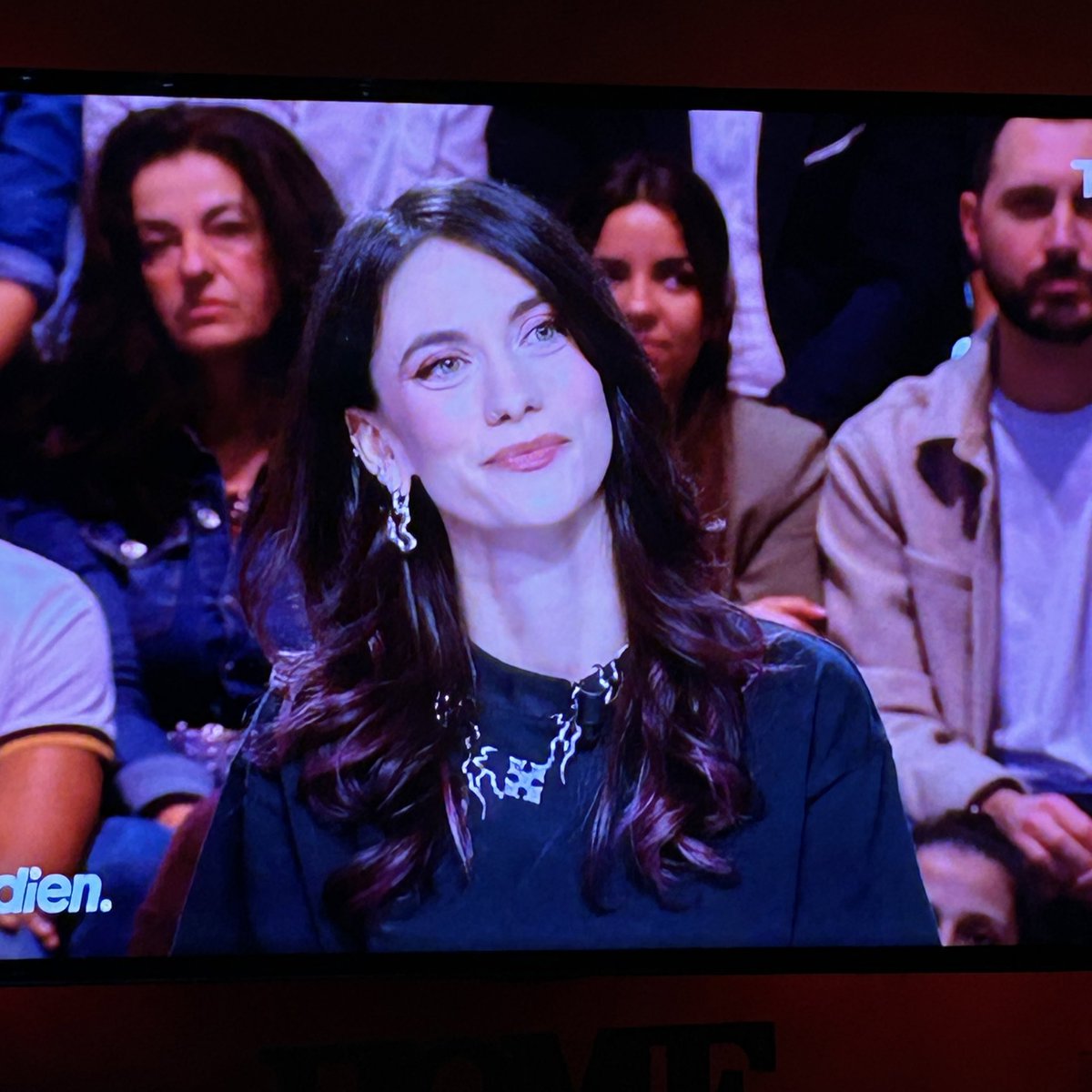 C4ITLISTE's tweet photo. elle est vraiment trop belle Maghla frr https://t.co/oaH7LdzsRS