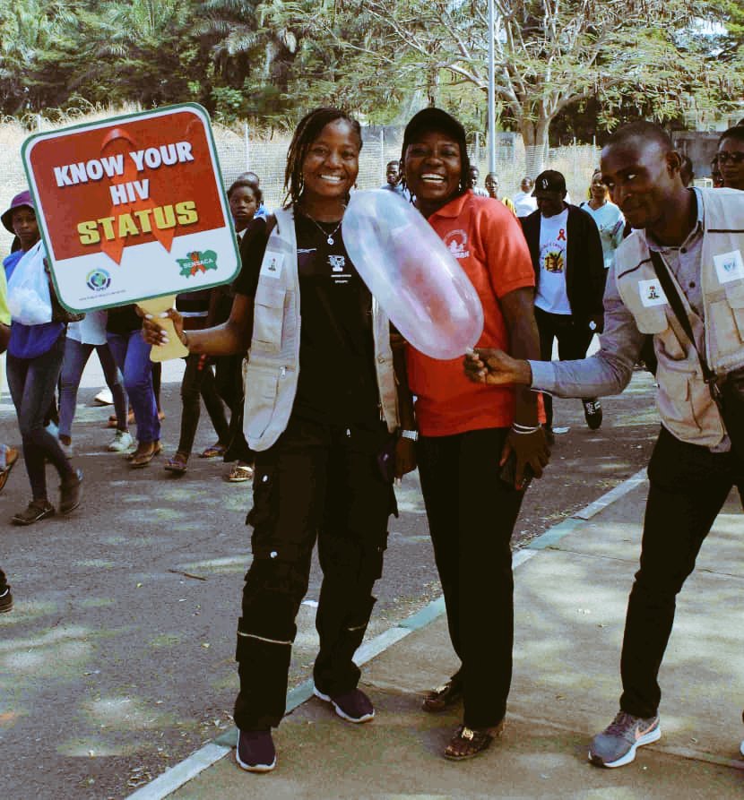 nansee0x's tweet photo. When Tech meets activism 😄✌️...
My skill may be able to solve  problems but it's our collective action that can end the HIV/AIDS epidemic. Advocating for a world with zero new HIV cases.
When last did you take a test? 👀
Always use a condom 🗣️
#WorldAIDSDay
#TakeTheRightPath https://t.co/oEaqzkiAI6
