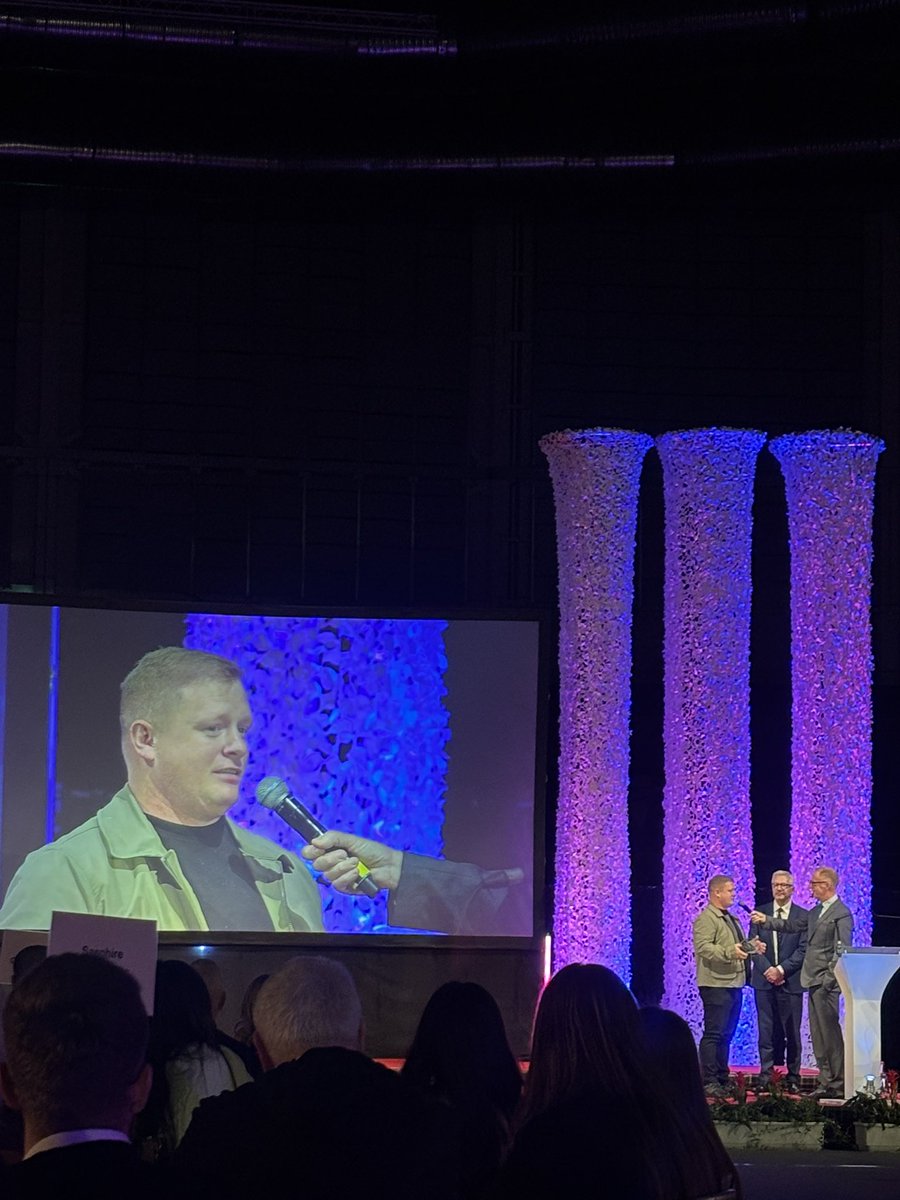 Viks Williams (@viks_gcc) on Twitter photo Congrats <a href="/BluevaleCC/">Bluevale Community Club</a> always impressed with your programmes! Glasgow health and wellbeing award! #GSAwards Congrats <a href="/BluevaleCC/">Bluevale Community Club</a> always impressed with your programmes! Glasgow health and wellbeing award! #GSAwards