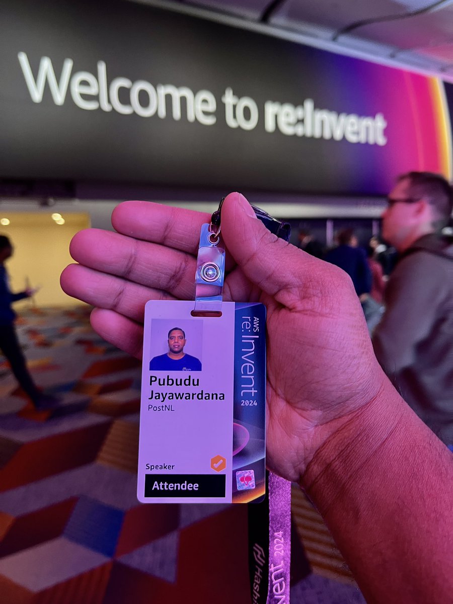 pubudusj's tweet image. Beginning of a AWSome week.

#aws #awsreinvent2024