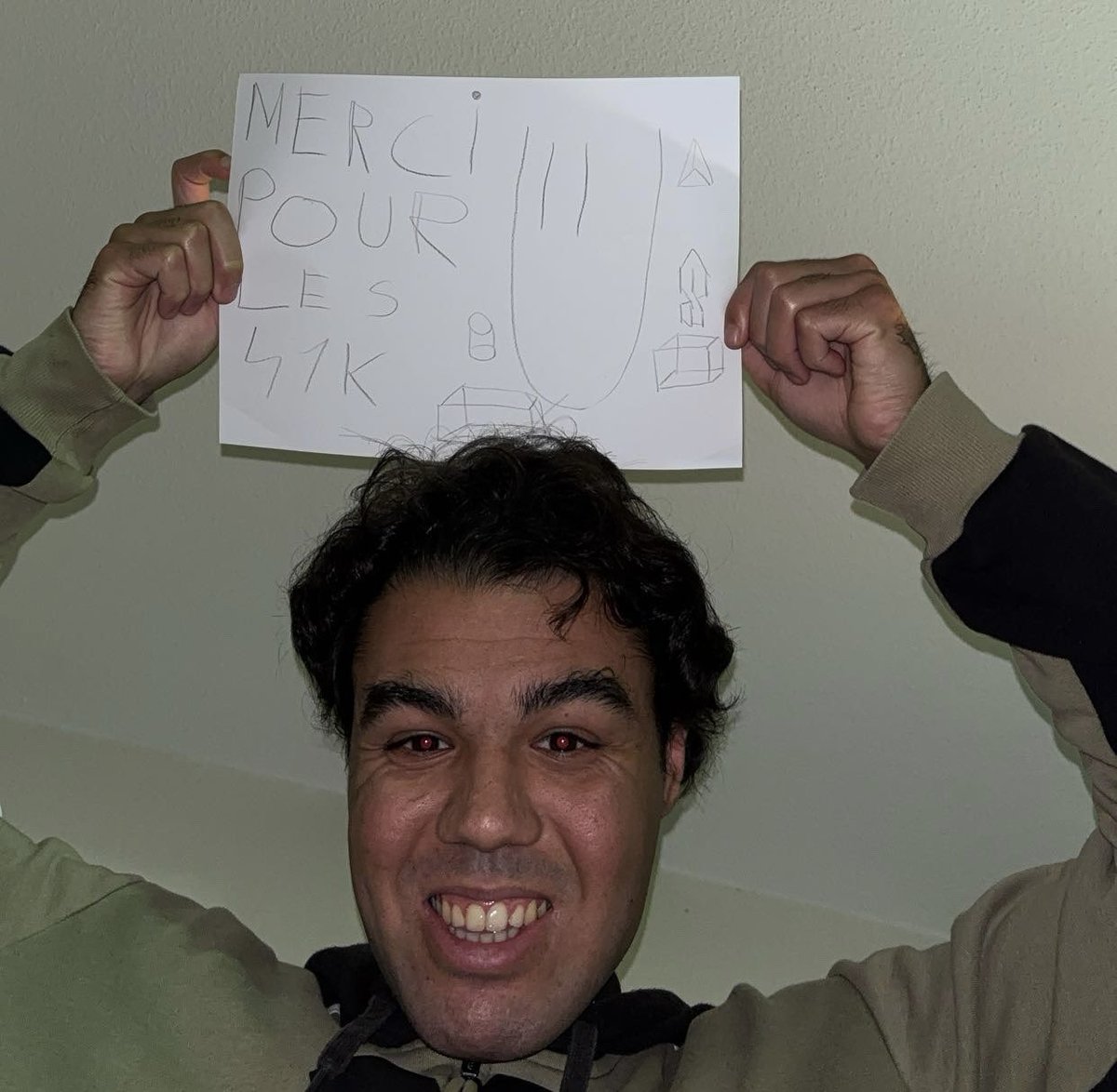 RAYANANAS🍍  tweet media