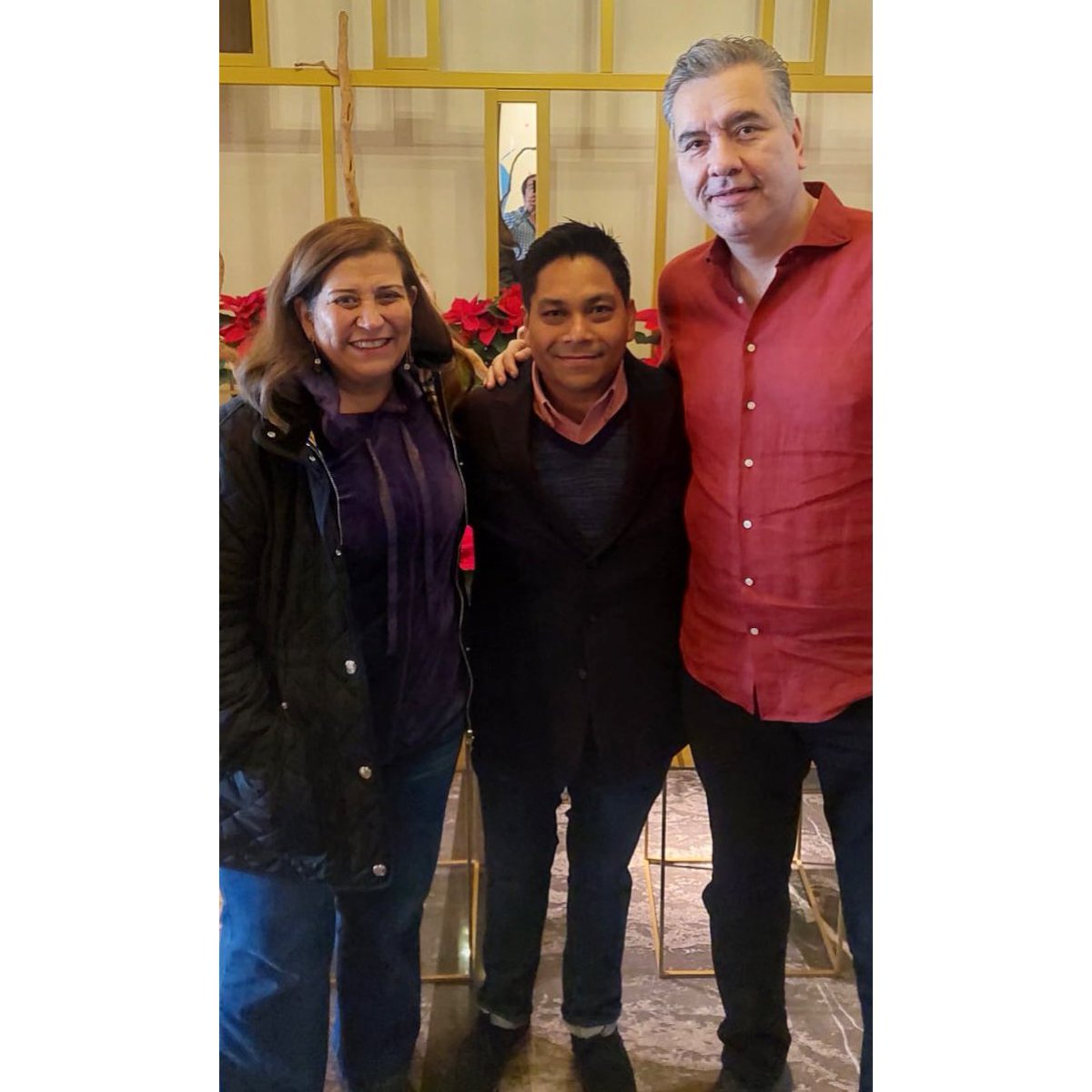FdzWaldo's tweet photo. Enhorabuena a Arnold Enrique Valadez Linares por su nombramiento como Delegado de Diconsa. 

Reconocemos tu compromiso con el servicio público y confiamos en que harás un excelente trabajo para fortalecer este importante organismo. ¡Te deseamos todo el éxito en esta nueva etapa! https://t.co/NQOzsA2yh1