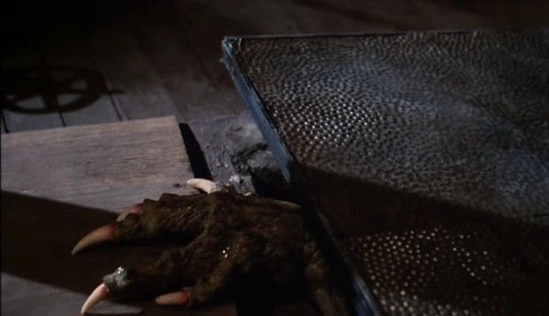 OOTSPod's tweet photo. Shadow People! New episode out now. This week the guys get back to ‘84 and travel back into the sewers. The conspiracy we uncover is crazy!

#PodcastAndChill #podcast #horror #HorrorCommunity #HorrorFam #PodcastRecommendations 
#ShadowPeople https://t.co/FCd0UP8Da0