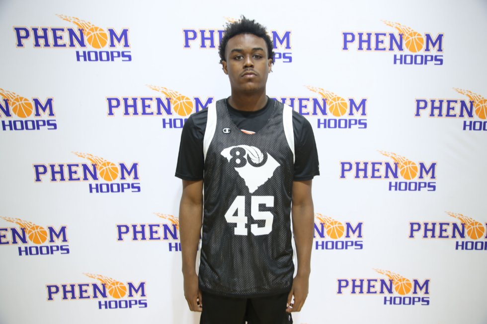 South Carolina Top 80 Camp Evaluations: Team 1
#SCTop80

'25 Nikayle Hodge
'26 Jyssiah Foster
'25 Reggie Mack
'25 Logan Parker
'25 Nathaniel Hughes
'25 Xavier Johnson
'26 Jaden Hayden-Barber
'26 Isaiah Worley
'27 Josh Leonard
'25 Teon Tindal

Read: phenomhoopreport.com/south-carolina…