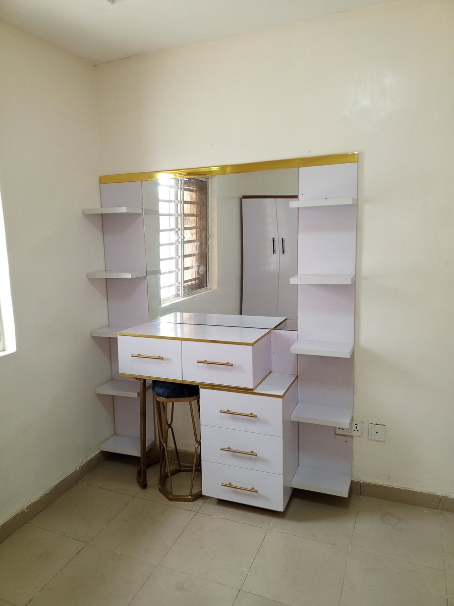 OkunadeGbengaV's tweet photo. You see.. it's good to be loyal.. thank you big sis πππΎ A.Tumise π I appreciate.
Glad it was a very success, smooth, project. π #Kuteibadan
#iamGbengaUpholstery
#ibadanfurniture #furnitureibadan
#ibadan #chair #tvconsole #bedframe #wardrobe #dressingmirror #shoerack #wallbar https://t.co/Op1GYCsEzx