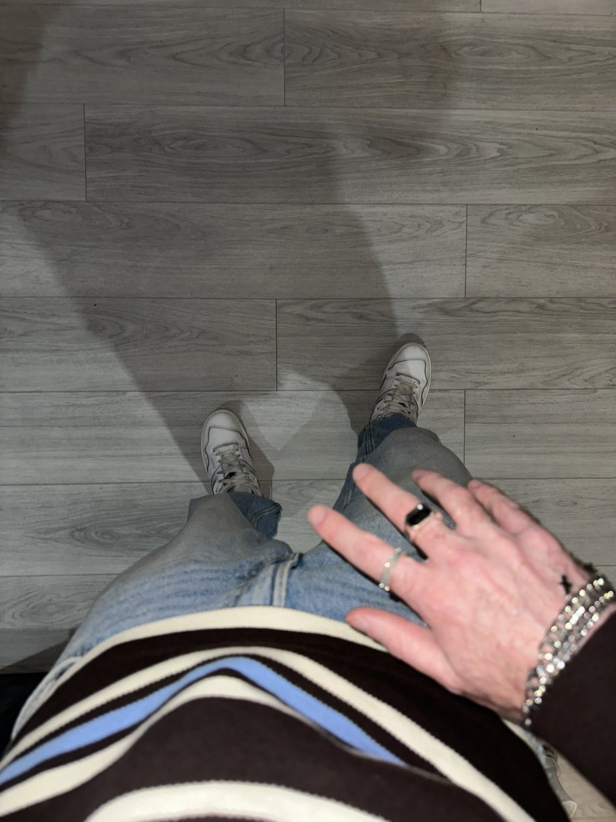 Instagram - ryanjamesoflaherty 

❄️🤎☃️