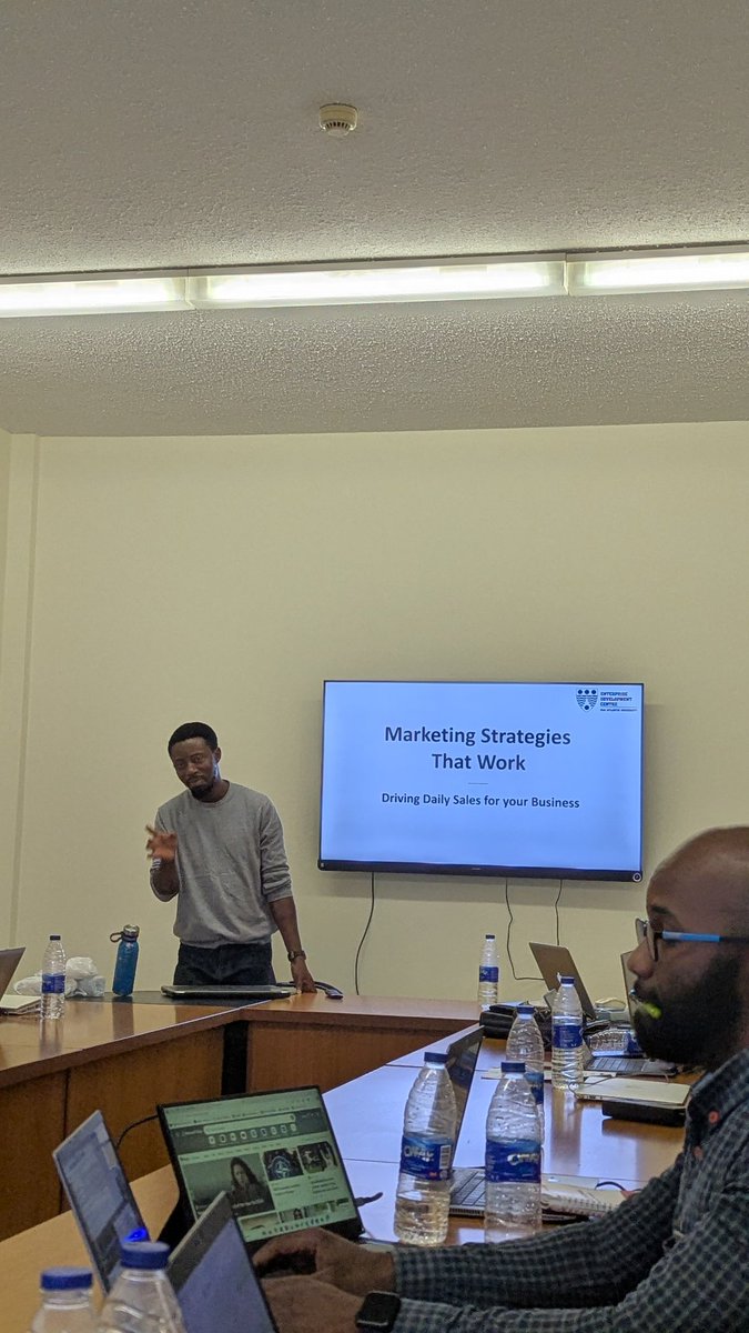 EnikeBraimoh's tweet image. Day 1 at the Techmybiz Accelerator Program🚀
Kicked off with two powerful sessions:  
💹 Business Development – insights on building a solid foundation.  
📢 Marketing &amp;amp; Communication – strategies to amplify our message.  
#Techmybiz #Entrepreneurship #Growth