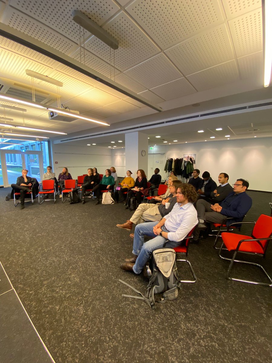 EIPCC Annual Retreat 2024 🌍📚
On Nov 7-8, PhDs, postdocs, and professors came together in Bonn to explore global challenges and share insights through workshops and Pecha Kucha sessions. Thanks to <a href="/IDOS_research/">IDOS_research</a>, <a href="/GIGA_Institute/">German Institute for Global and Area Studies</a>, and all involved! 🚀

🔗uni-erfurt.de/en/brandtschoo…