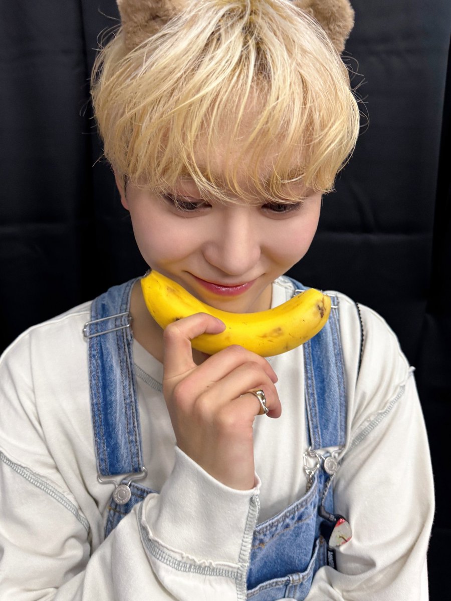 kkwanseungs's tweet photo. 🫷🏻😞🫸🏻 https://t.co/U4bEToDSoZ