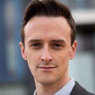 LukaVega_'s tweet photo. Watching #C4News @C4Ciaran About Increasing Shool Attendance &amp; Linking This With Poverty. Significantly His Targeted Interviewees Are Only @LandsdalePS Black Children A Mixed School. Why Do We Deliberately Target Black People When Talking About These Factors? #facup3rdRoundDraw https://t.co/fZ4J7Z4zs2