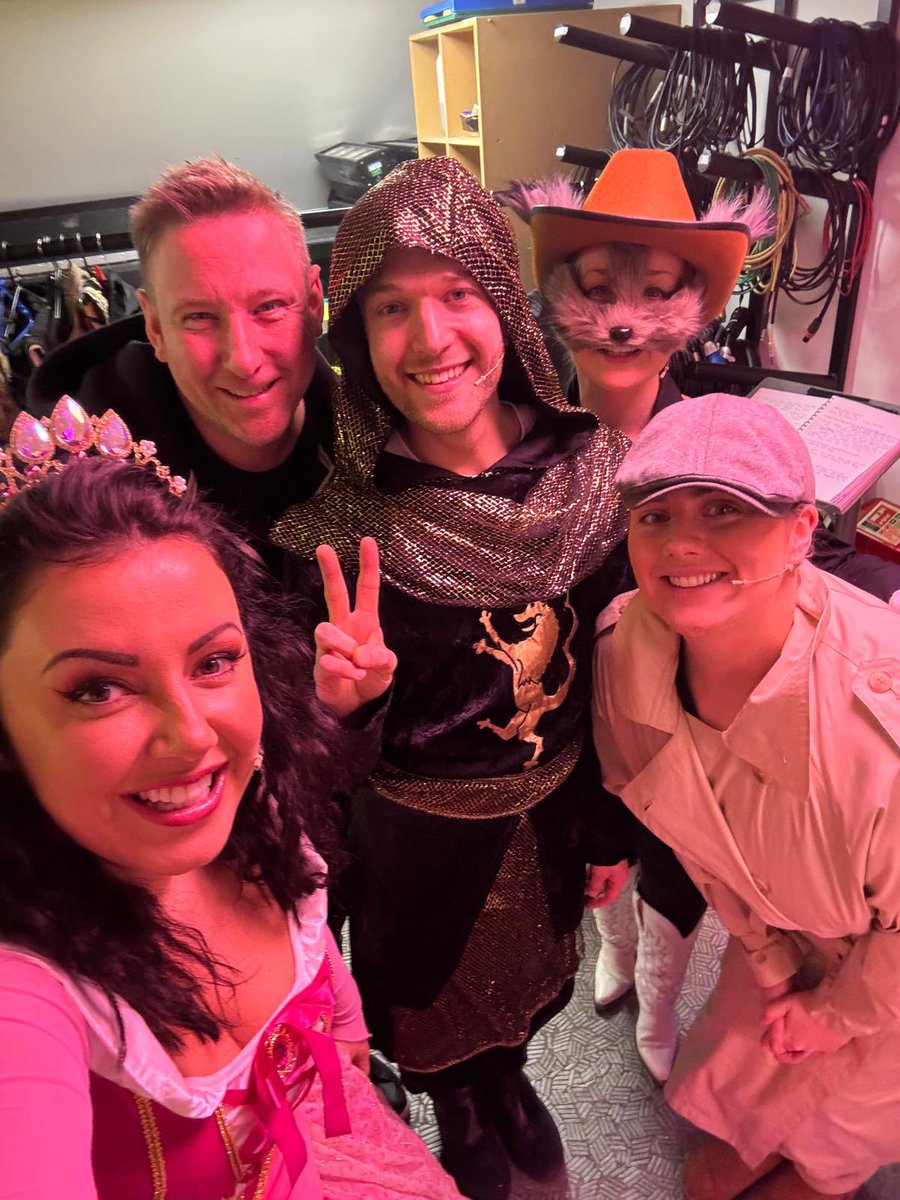 5 panto shows down… 18 to go! 🥰 I love my job ❤️