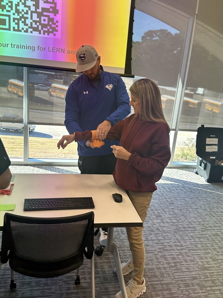 DesotoParish's tweet photo. Staff spent today learning how to Stop the Bleed in case of an incident at the school. This is another example of how we partner with other organizations to ensure our staff is prepared for scenarious that may arise on any given school day! Our staff members are #DeSotoStrong! https://t.co/v4BKkE9KFp