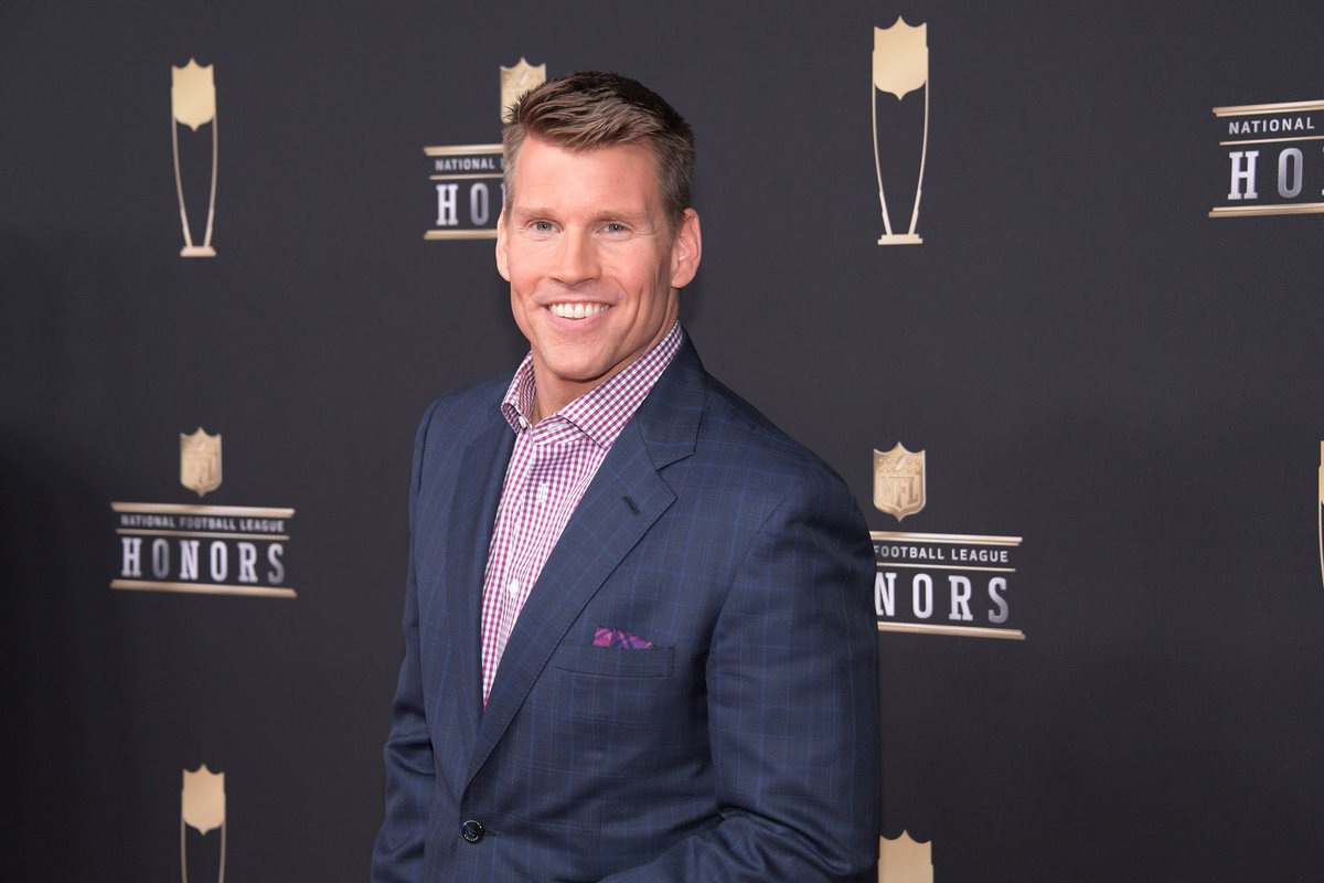 ATTENTION Coaches: Super excited to announce that <a href="/ScottHanson/">Scott Hanson</a>, host of the NFL RedZone, will be our speaker at the FCA breakfast at the <a href="/WeAreAFCA/">AFCA</a> Convention - Monday, January 12, 2025.  You won’t want to miss it.