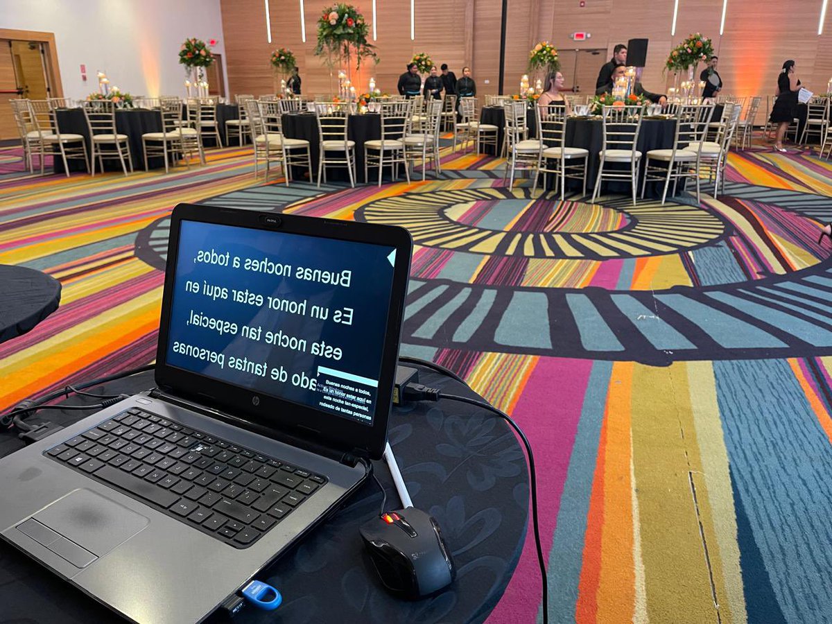 somosavr's tweet photo. Finalizamos otro evento exitoso, asegurando que nuestro cliente transmitiera sus ideas con claridad y confianza gracias a nuestro servicio de teleprompter . 🖥️🎤
📞 Contáctanos 7631-1565
#SomosMás #AVRMultimedia #Teleprompter #EventosCorporativos
https://t.co/bAgWBfxmPs https://t.co/531drtGM1R