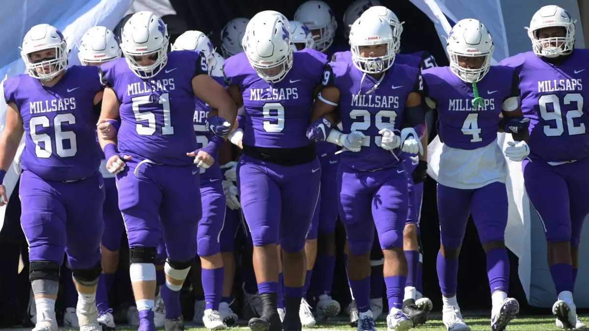 Amarynn Miles (@12intheam_) on Twitter photo Blessed to receive my first offer after a great conversation with <a href="/CoachDNew_/">Donavan Newman III</a> . All glory be to God🙏🏾
<a href="/CoachTDyess/">Teddy Dyess</a> <a href="/CoachJones_75/">Jermaine Jones Jr</a> Blessed to receive my first offer after a great conversation with <a href="/CoachDNew_/">Donavan Newman III</a> . All glory be to God🙏🏾
<a href="/CoachTDyess/">Teddy Dyess</a> <a href="/CoachJones_75/">Jermaine Jones Jr</a>