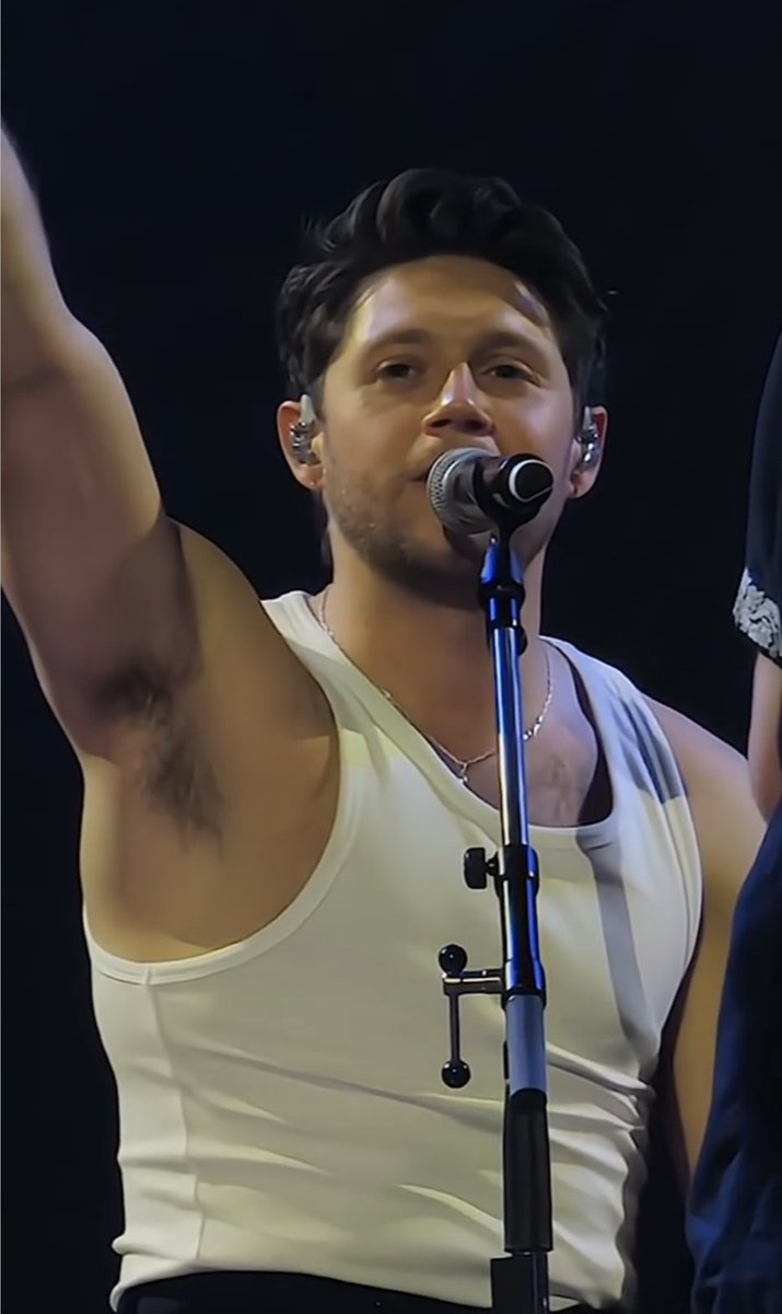 sammy1714's tweet photo. This man is so fcking beautiful https://t.co/QwmbPJNFQj