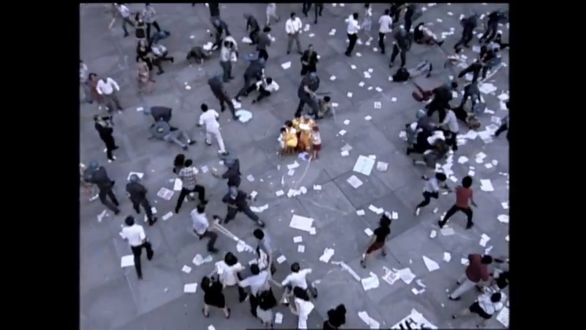 diogo_cc's tweet photo. "Faz de conta que esse dia nunca existiu".

Tieta foi expulsa de Santana do Agreste no mesmo dia que a Maria do Carmo chegou ao Rio de Janeiro: na data de promulgação do AI-5 da Ditadura. #tieta https://t.co/ykoFDuO3hT