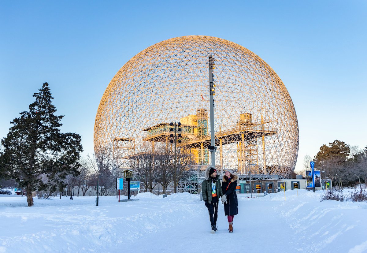 Today is Travel Tuesday! 💸

Did you know that our site has a whole section devoted to DEALS? It's true!

╰┈➤ mtl.org/en/deals

📷 <a href="/evablue/">Eva Blue</a> #montreal #traveltuesday