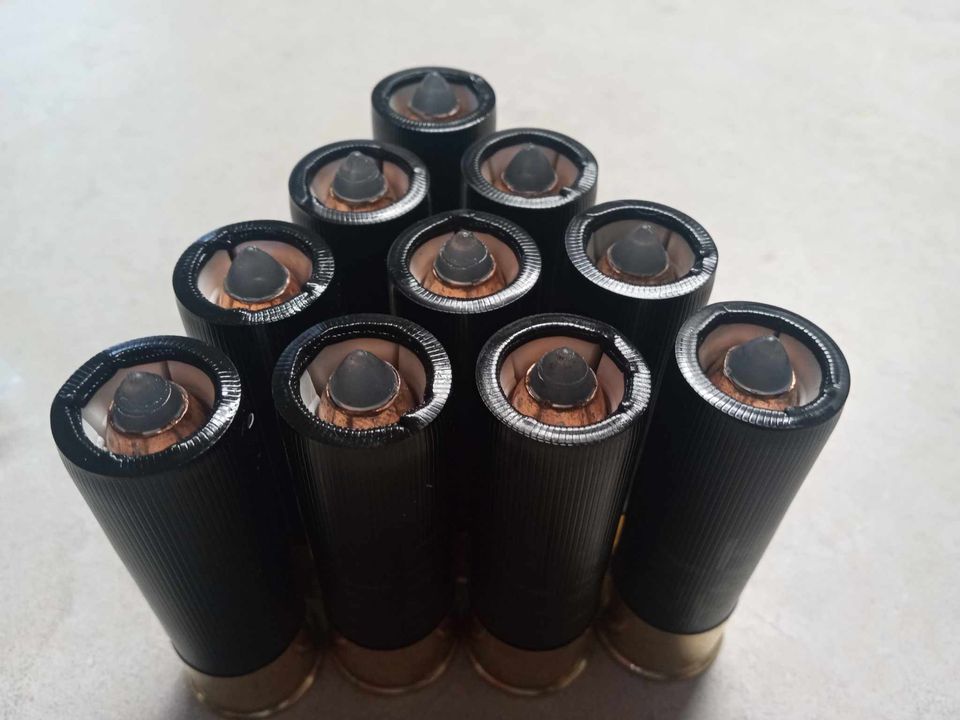 BProducts's tweet image. We love seeing photos of your loads! Check out some of the incredible creations our friend Chris has made using our slugs. Both impressive and effective—great work, Chris!

#reloadingbench #reloading #shotgun