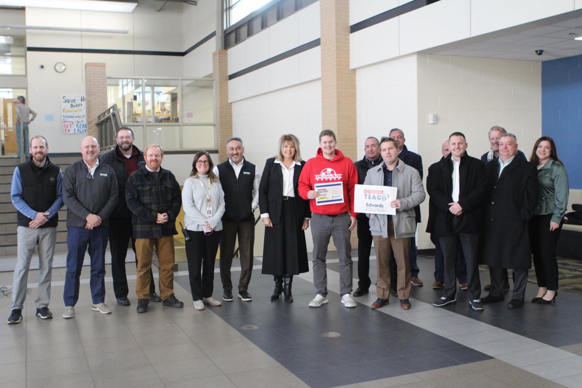 CBCommSchools's tweet photo. The December Edwards Auto Group "Driven to Teach" honoree is Abraham Lincoln High School Special Education teacher Hunter Hendrix! We appreciate our partners at Edwards for celebrating our dedicated educators! #DrivenToTeach #ThisIsUsCB https://t.co/Gc9hSPxRUv