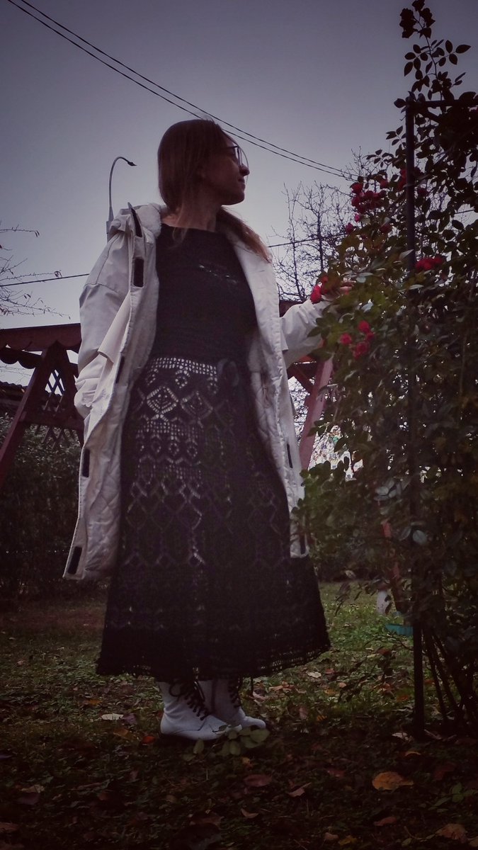 Handmade gift for beloved ficwriter. 🥰 
100% cotton and a lot of time of knitting.