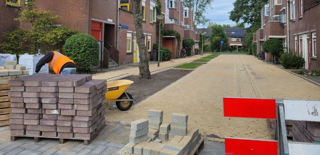 bhtdelft's tweet photo. Straathoekbijeenkomst Fuutlaan op 11 december 2024 | Het vergroenings- en rioleringsproject i... | https://t.co/poD5o1J8Ac https://t.co/LbuxuWX4QI