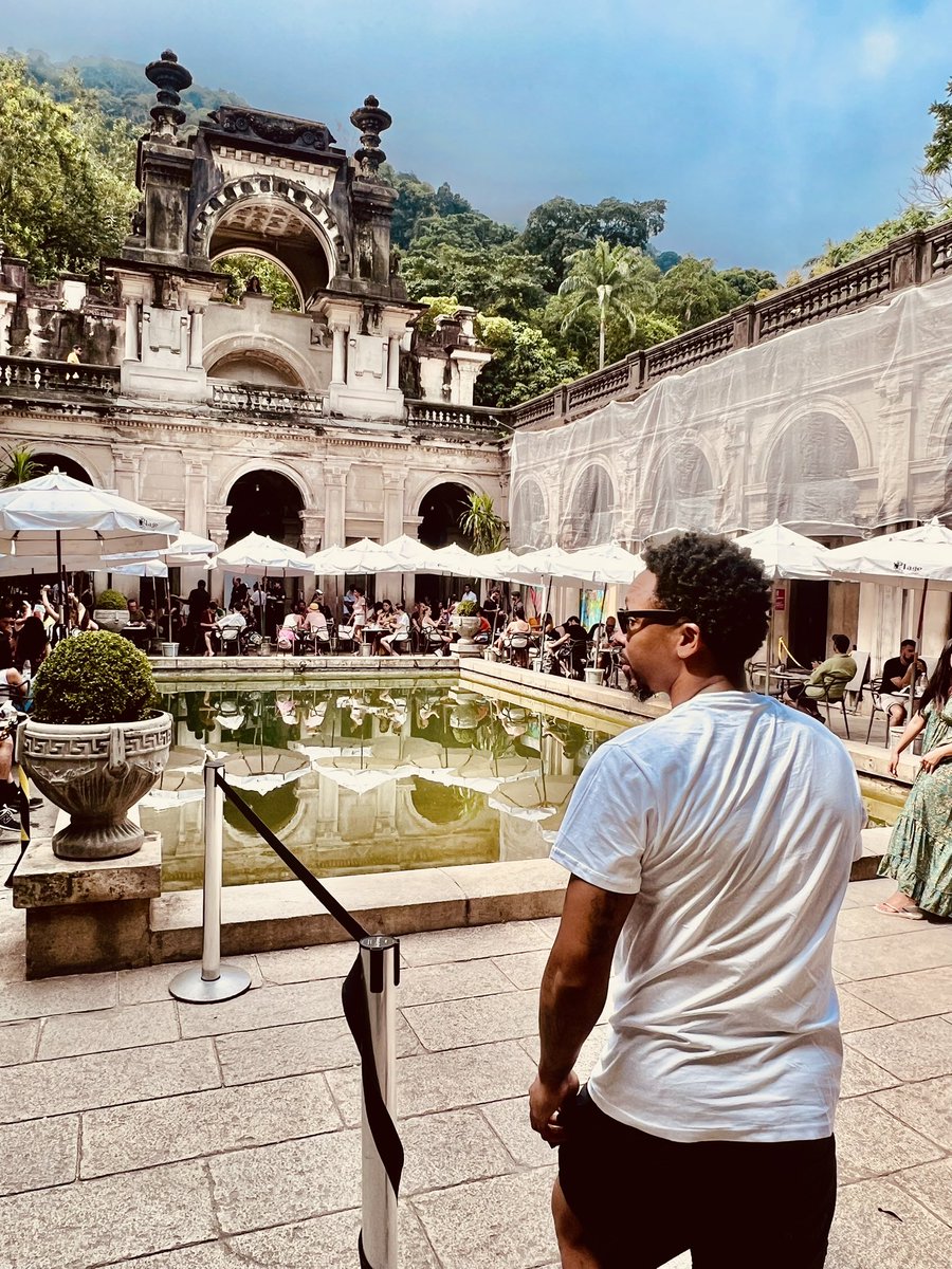 HOFleno's tweet photo. Royal grounds 🫡💯 https://t.co/XCwLGUONV2