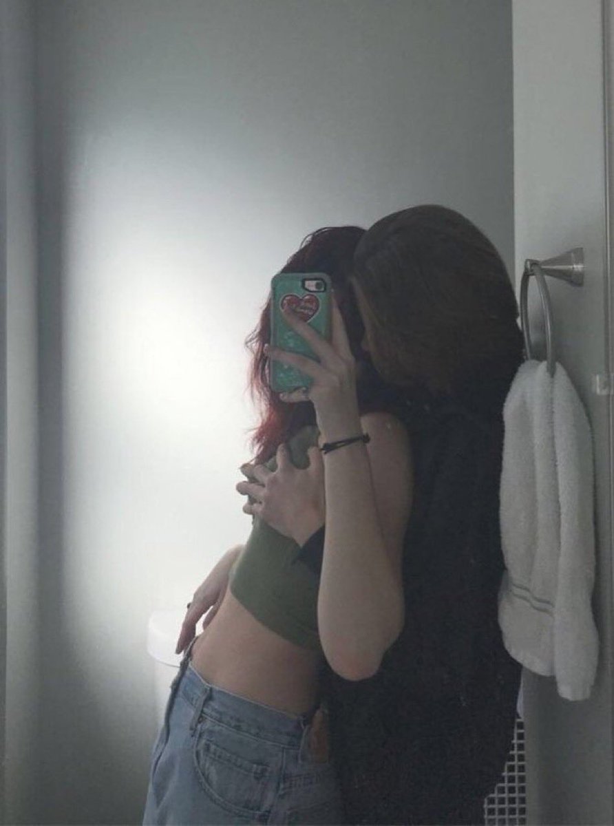 women loving women tweet media
