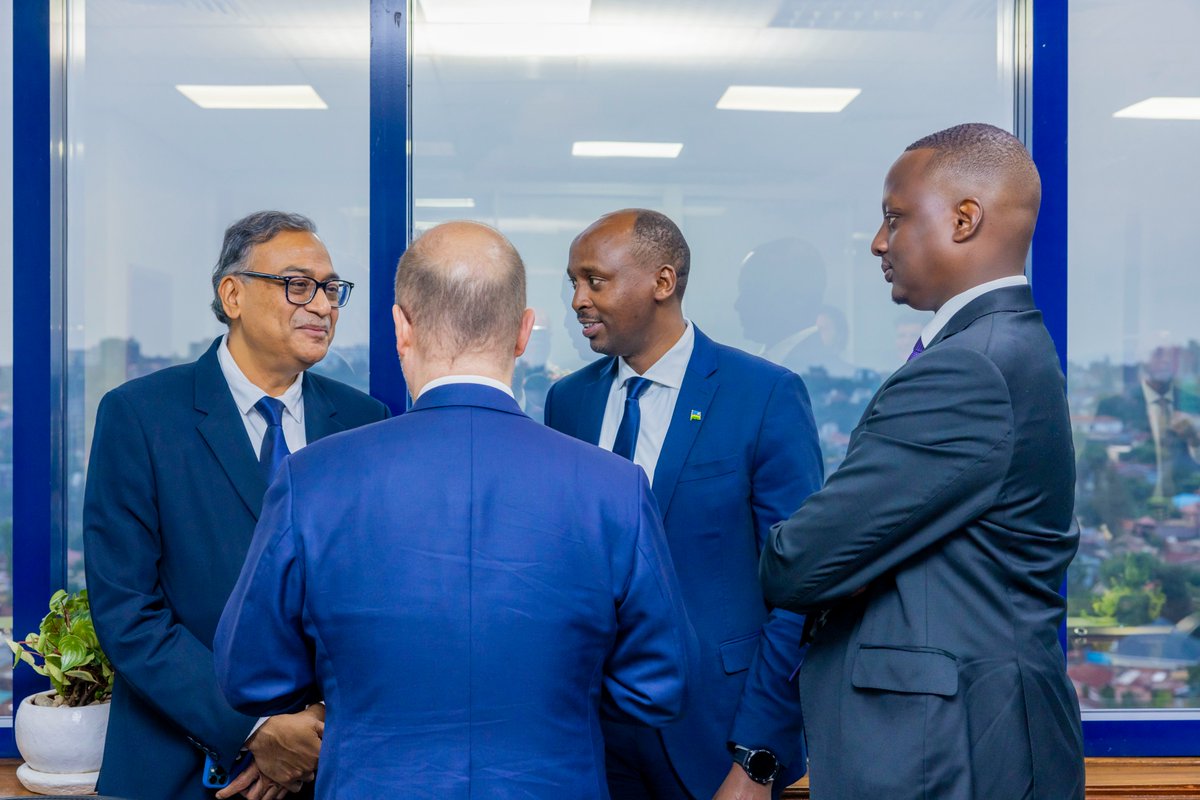 This evening, Min. <a href="/nsanzimanasabin/">Dr Sabin Nsanzimana</a> and Min. of State <a href="/YvanButera/">Yvan Butera</a> met with <a href="/PanaceaBiotec/">Panacea Biotec</a> and @KenupFoundation, to discuss potential collaboration in vaccine manufacturing.