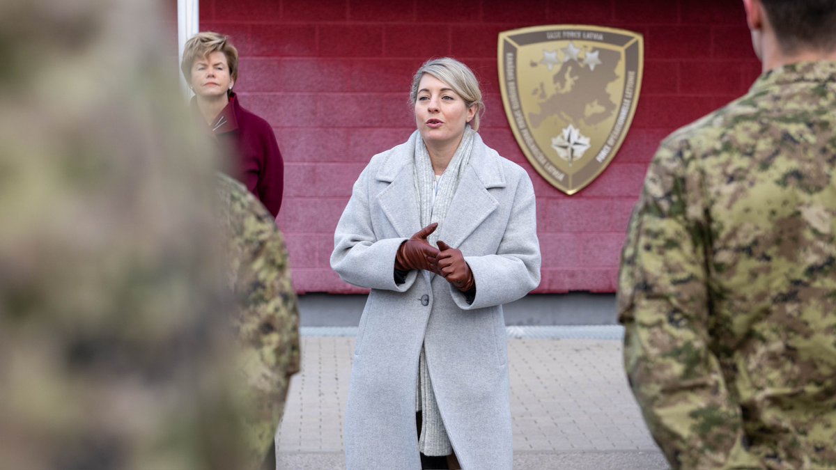 Pol. étrangère CAN tweet media