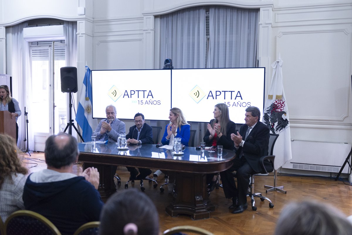 Legislatura CABA tweet media