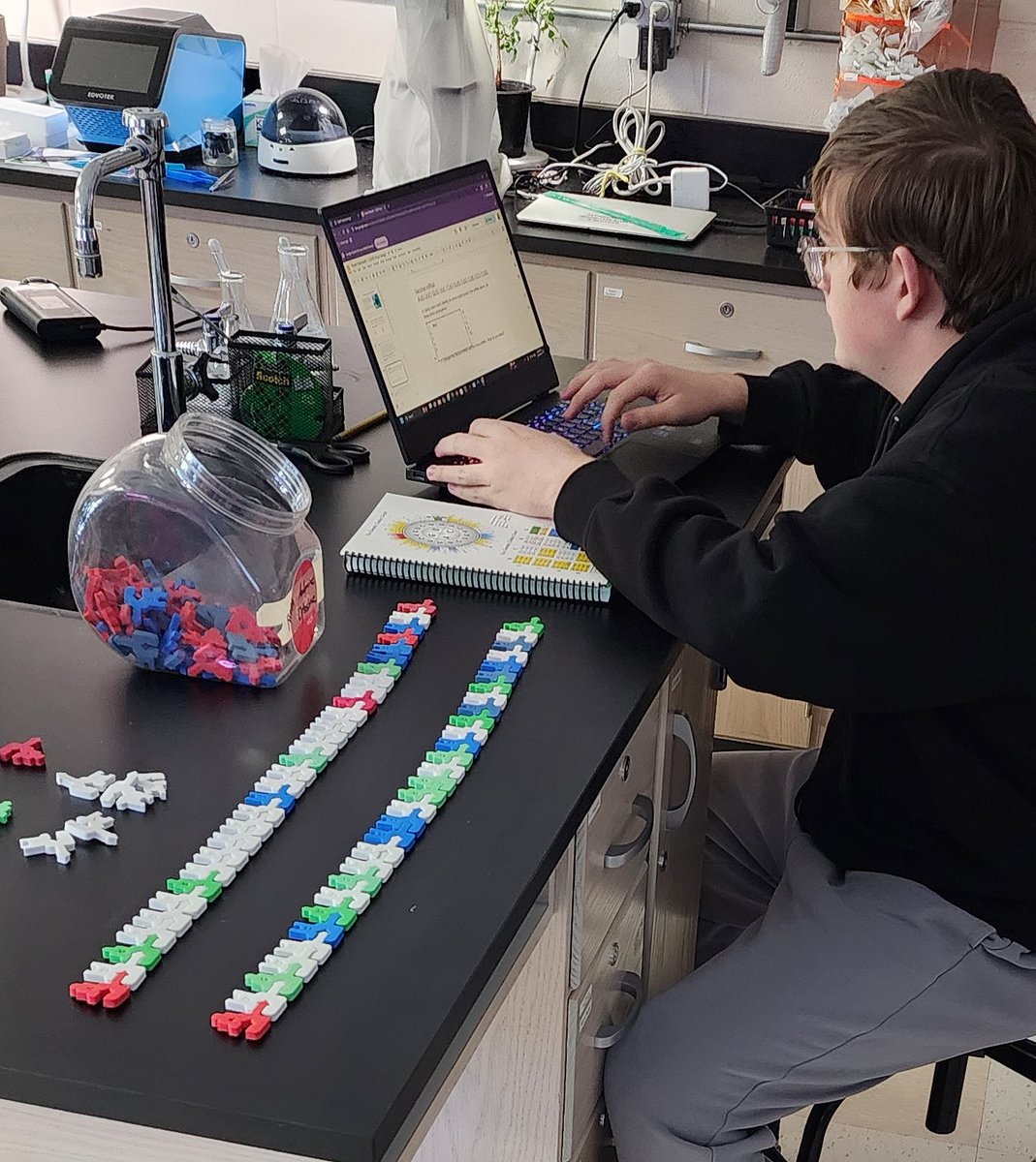 Daniel Williams tweet media