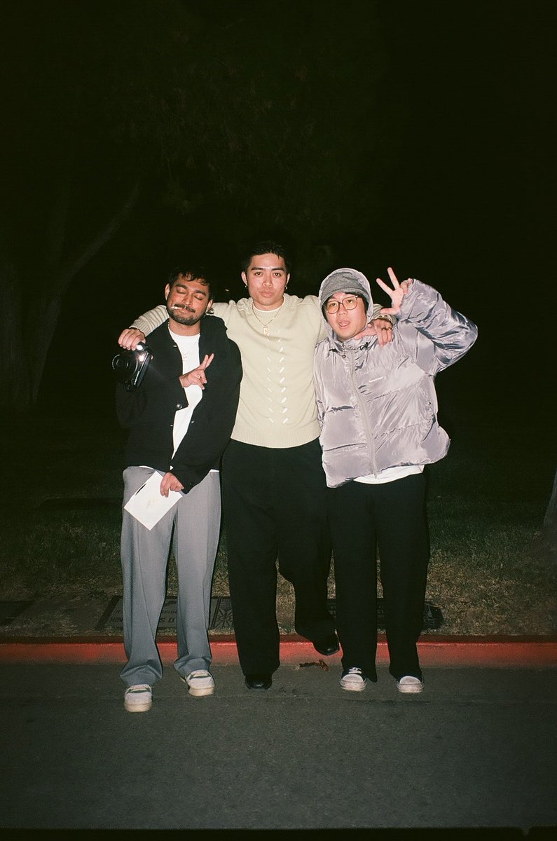 crhisgracia's tweet photo. friend spottings from most recent roll + couple months old roll recently found https://t.co/2cH0jCfN7u
