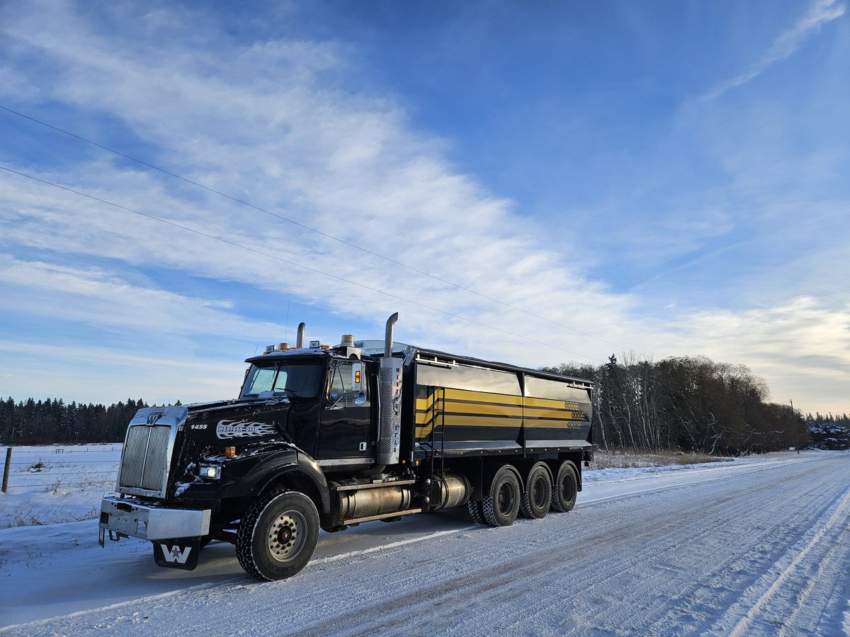Ted Smith's Rat Rod farming page🧢 tweet media