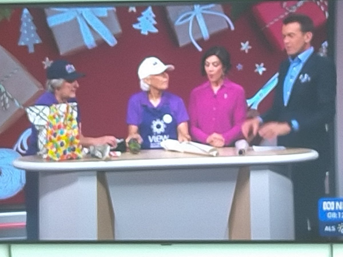 beyond_estuary's tweet photo. #abcbreakfastnews session on wrapping Christmas presents !!!! So far it's taken 4 people 10 minutes to wrap a bottle of wine FFS ABC 😱😱😱😱 https://t.co/9JKHdgUKX9