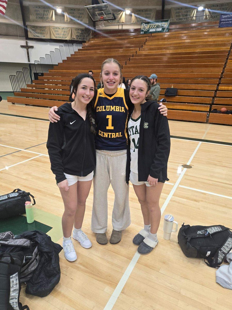 Michigan Premier 28 (@mipremier2028) on Twitter photo Nothing is better than having Premier teammates kick off their varsity careers with and against each other. Best of luck to all of our players as they begin their high school season!
<a href="/Leelyn_Brown1/">Leelyn Brown</a>
<a href="/ErinODowd03/">Erin O’Dowd</a>
<a href="/lucy_wrozek14/">Lucille Wrozek</a>
<a href="/iamtwillis/">Coach Willis</a> Nothing is better than having Premier teammates kick off their varsity careers with and against each other. Best of luck to all of our players as they begin their high school season!
<a href="/Leelyn_Brown1/">Leelyn Brown</a>
<a href="/ErinODowd03/">Erin O’Dowd</a>
<a href="/lucy_wrozek14/">Lucille Wrozek</a>
<a href="/iamtwillis/">Coach Willis</a>