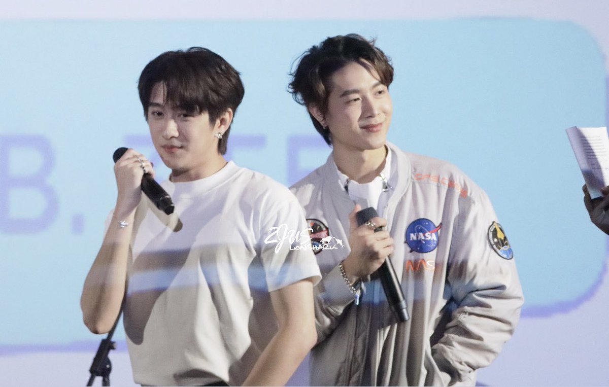 2JUSLionShark's tweet photo. Good to see you all again! 🩷🩵
Thank you Nodted for inviting.

@2Jkhunchalach 
@usnttr 
#2JUS
#NodtFanMeeting_TheNewJourney https://t.co/EeBgdx7wEm